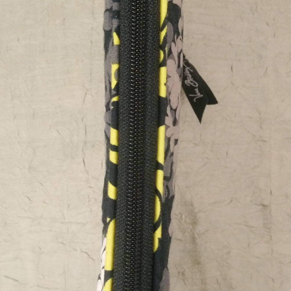 Vera Bradley Tablet Bookcase. - image 5